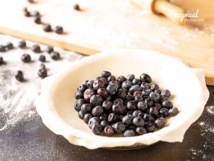 Making blueberry pie