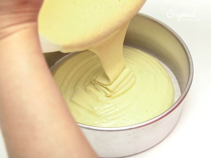 Making cake