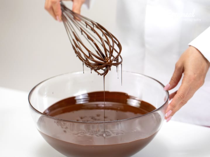 Melted chocolate for semifreddo