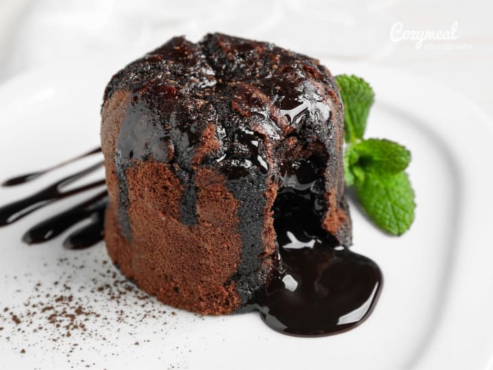 Molten lava cake
