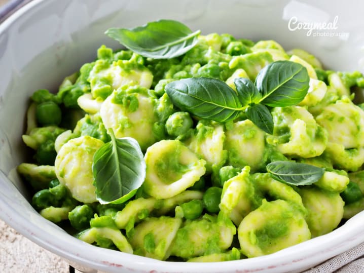 Orecchiette pasta with basil