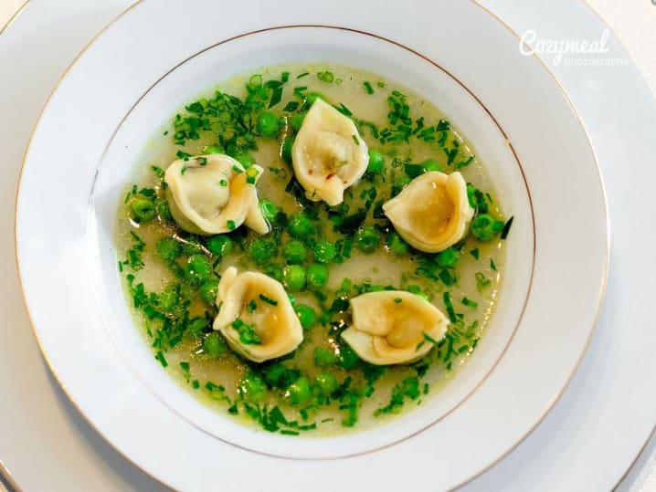 tortellini in brodo