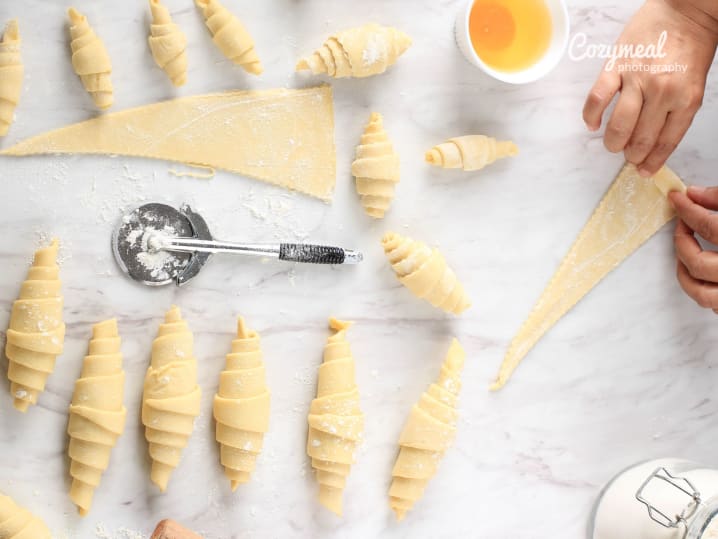 Rolling fresh croissants