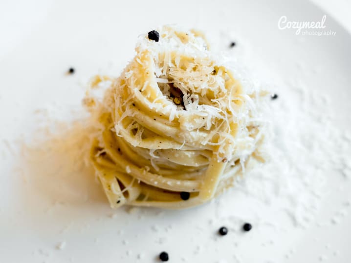 Roman Pici Alla Cacio e Pepe