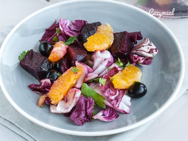 Salad with Beets and Oranges and radicchio