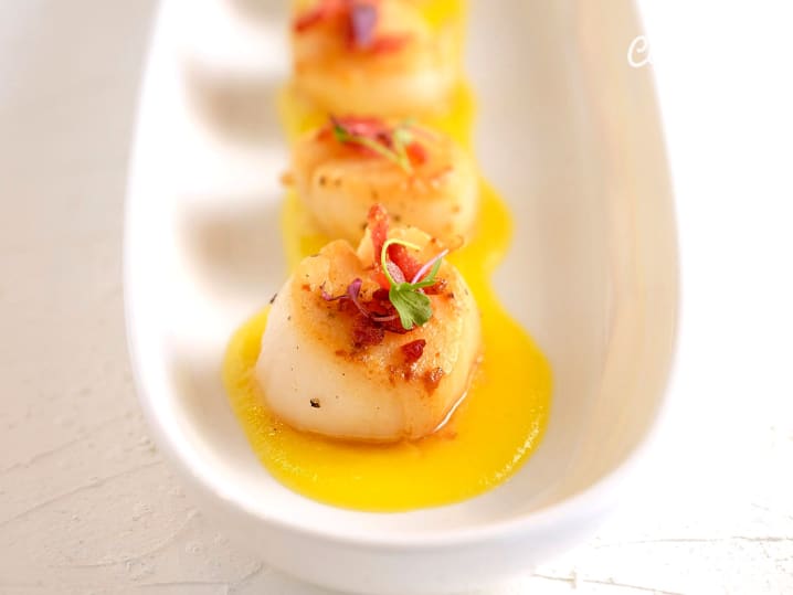 Sauteed Scallops With Mango Puree