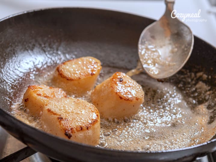 Searing scallops