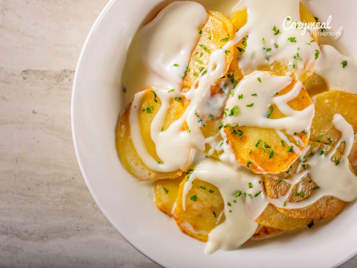 Vegan Scalloped Potatoes and Mushrooms