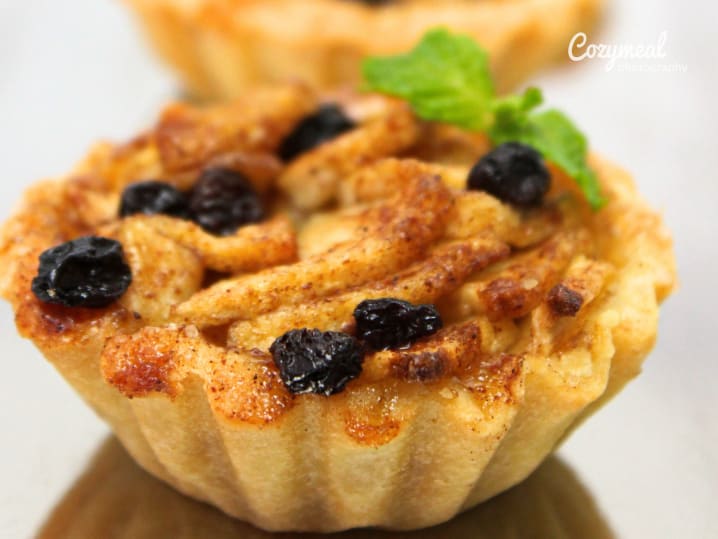 apple and cranberry tartlets