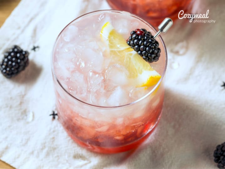 blackberry bramble cocktail