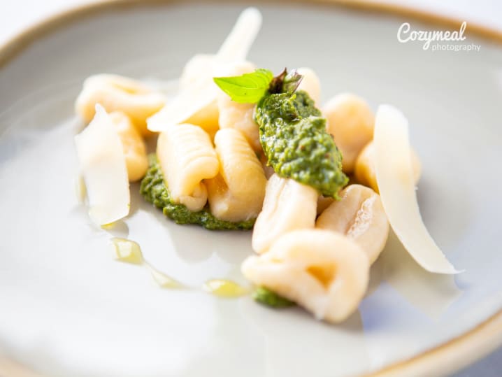 cavatelli pasta with pesto cream sauce