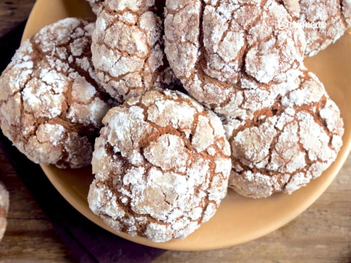 chocolate crinkle cookies