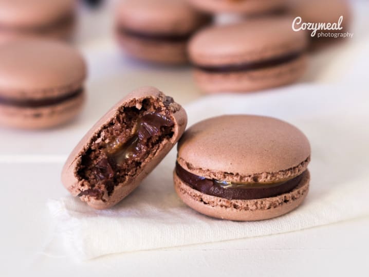 chocolate macarons