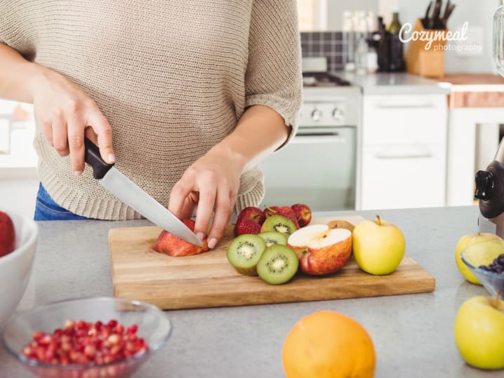 chopping fruit