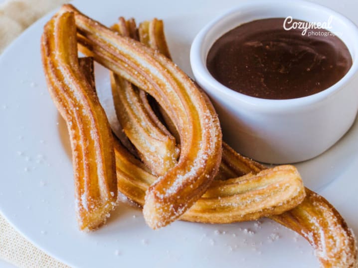 churros with hot chocolates