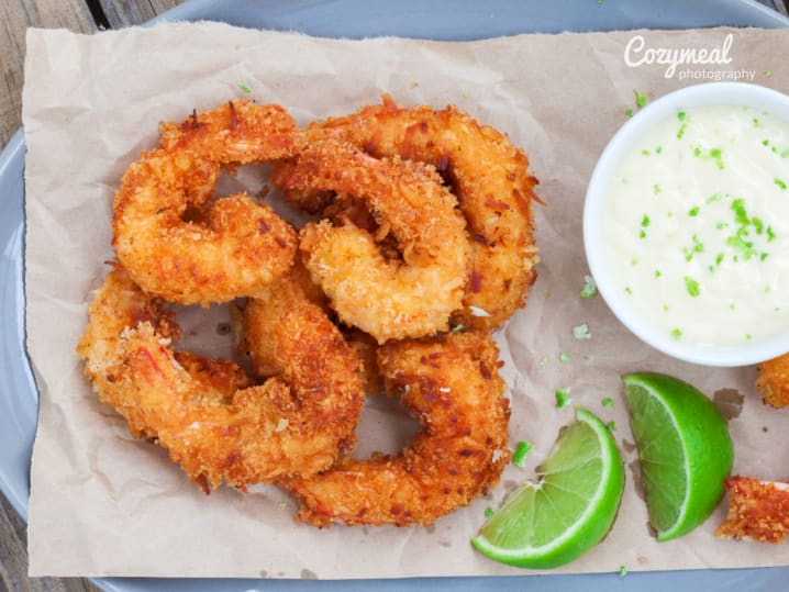 coconut shrimp with sauce