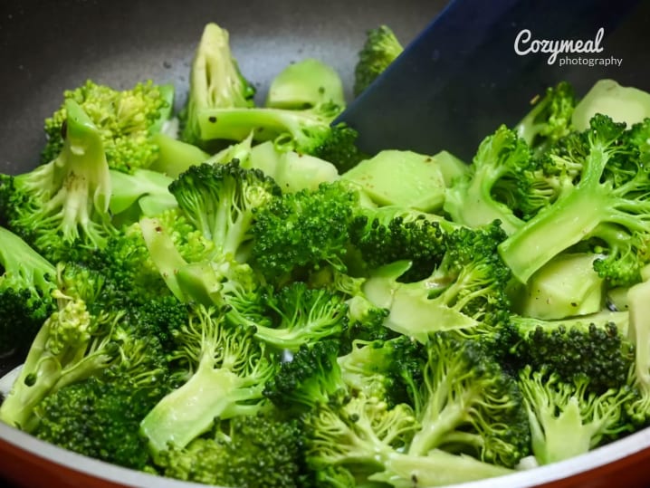 cooking broccoli