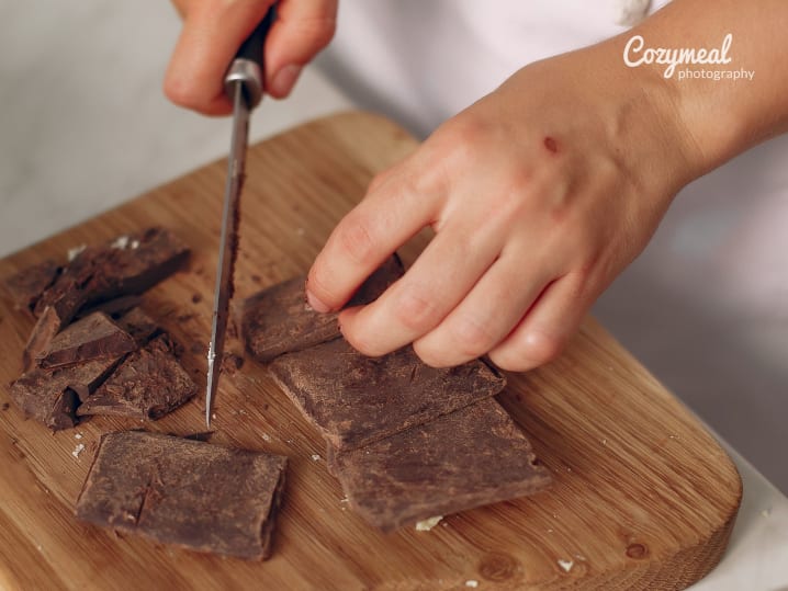 cutting chocolate