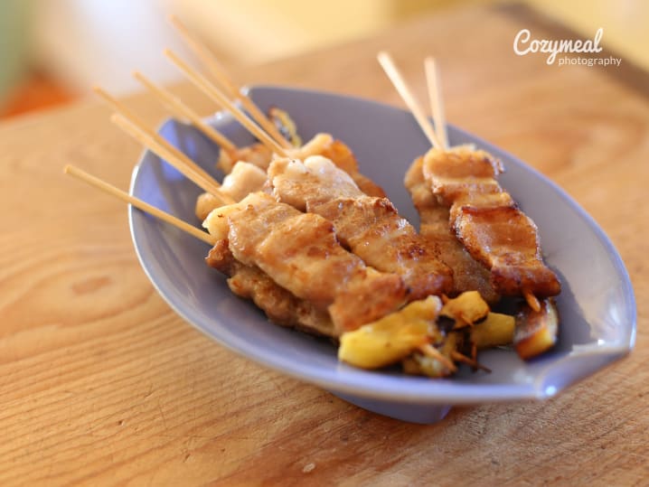 Turkish chicken kebabs