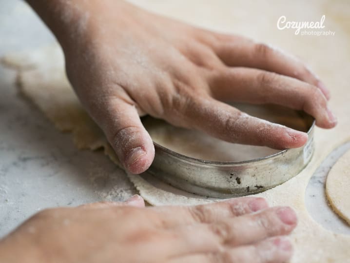 Cutting out empanadas