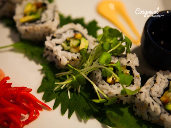 Sushi rolls with avocado