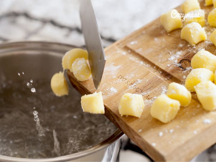cooking gnocchi