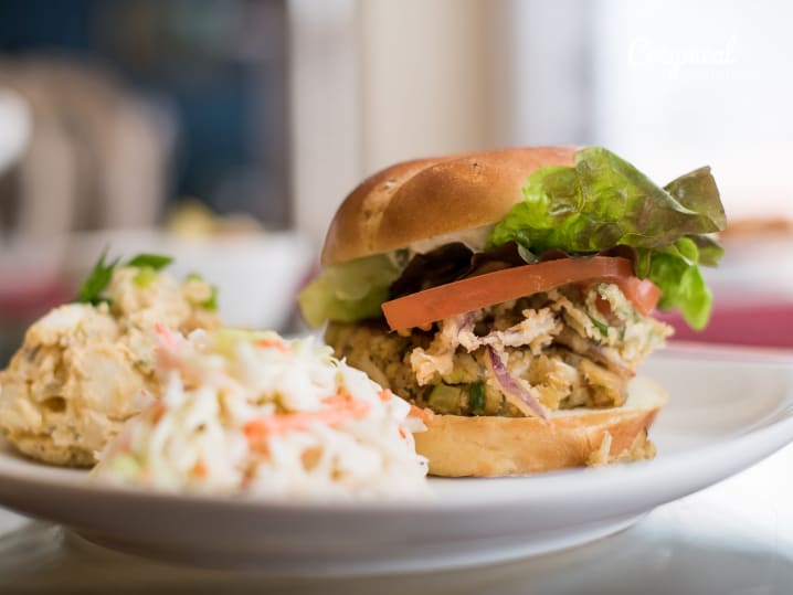 crab cake burger