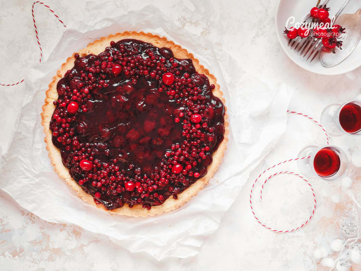cranberry pie with custard