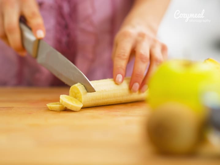 cutting bananas