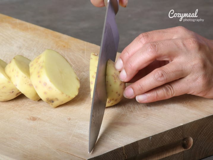 cutting poatotes