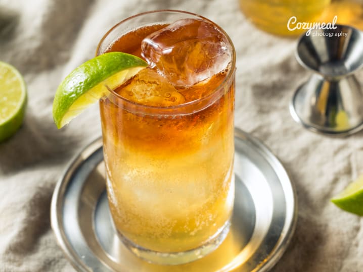 dark and stormy rum cocktail