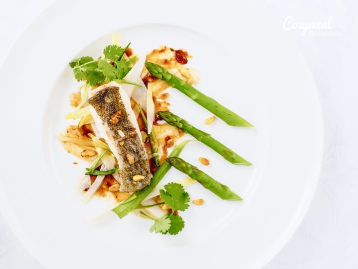 fennel dusted cod with asparagus