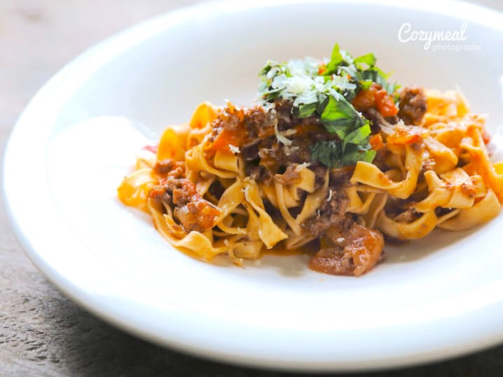 fettuccine bolognese