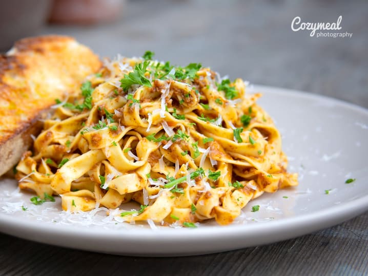 fettuccine bolognese