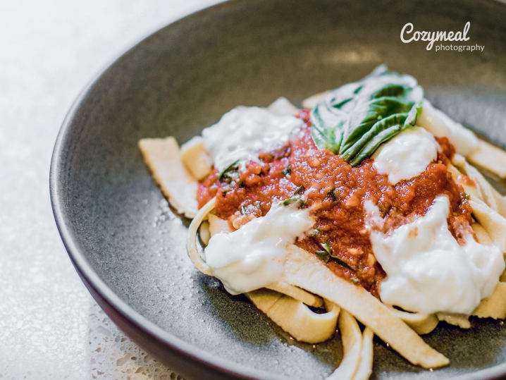 fettucine with marinara and spinach