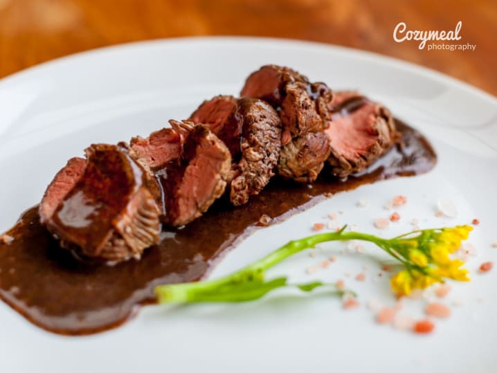 fillet with red wine sauce