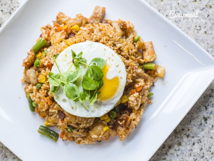 fried rice with fried egg