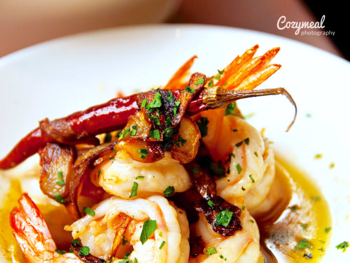 garlic shrimp with parsley