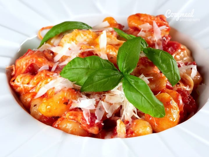 gnocchi with spicy tomato sauce