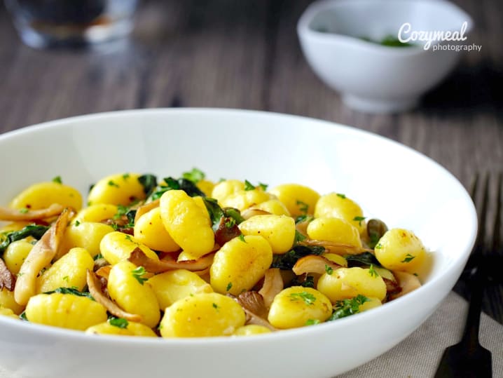 gnudi pasta with mushrooms