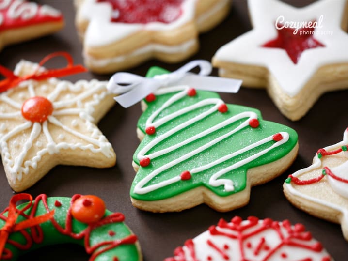 holiday decorated sugar cookies