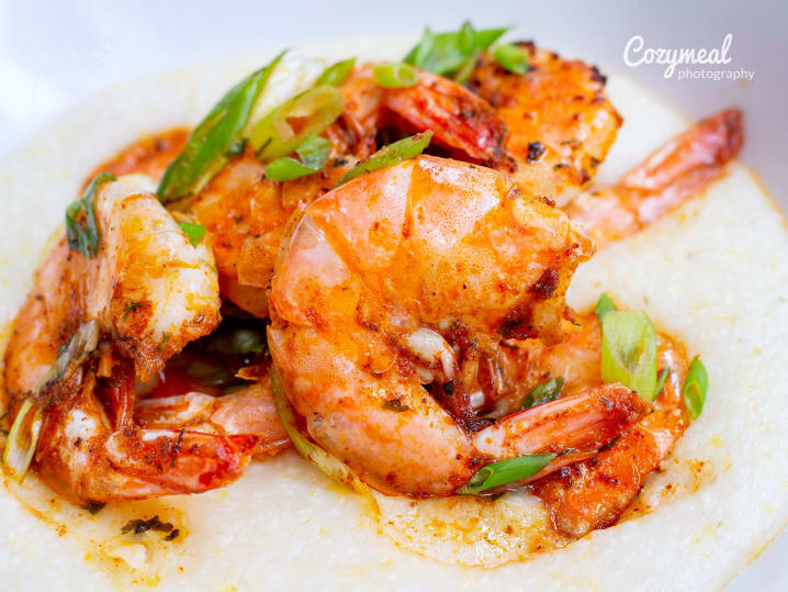 jumbo shrimp and grits