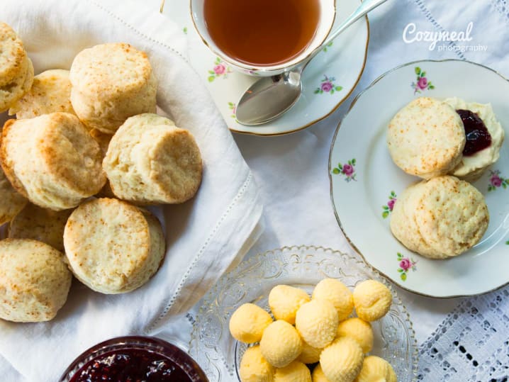 kayla orange marmalade and vanilla scones