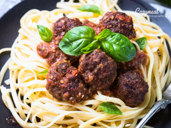 linguine and meatballs