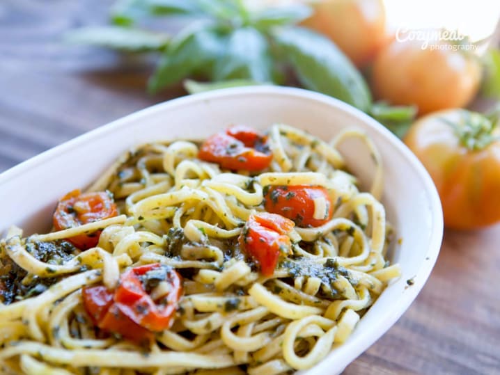 linguine with spinach and tomatoes