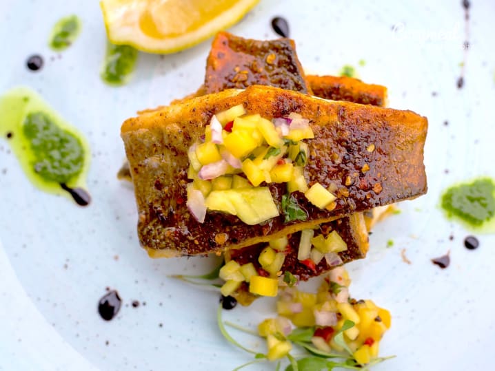 mahi mahi with pineapple salsa