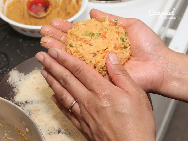 making crab cakes