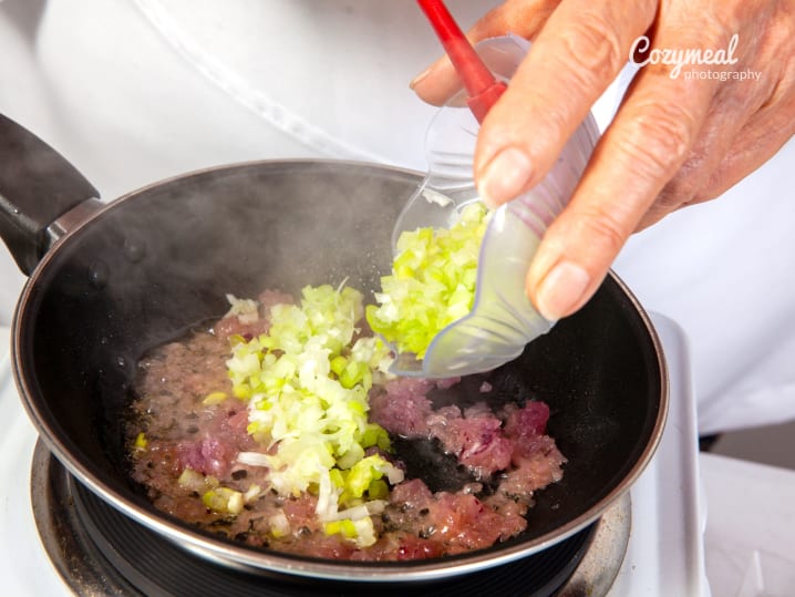 making salsa Criolla