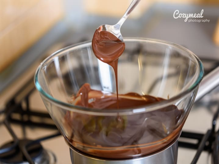 melting chocolate (2)