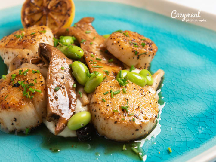 michael pan seared scallops